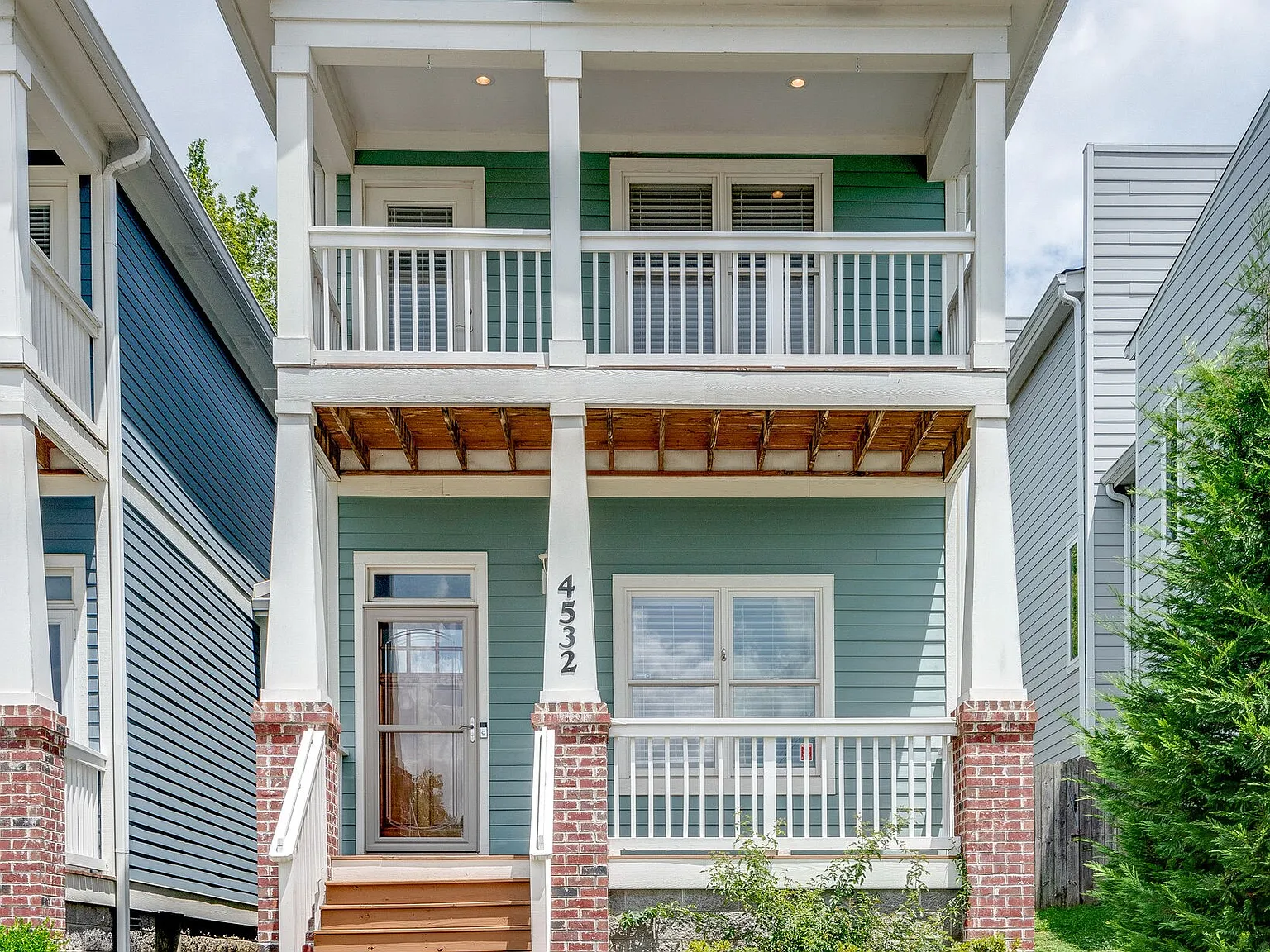 4532 Michigan Avenue - 1 — Photo 2