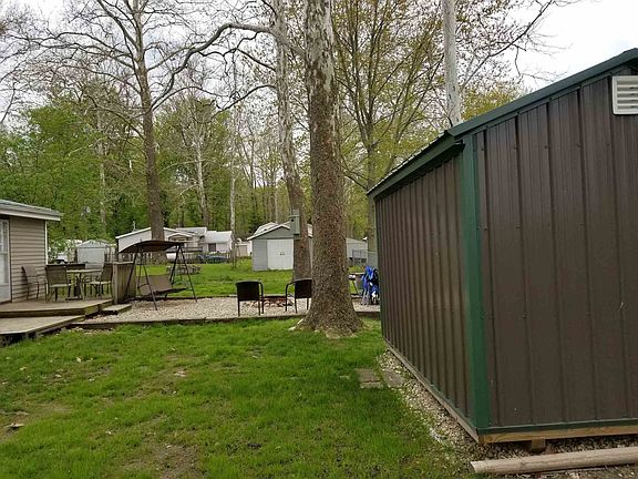 4th image of 3466 W Circle Dr-57
