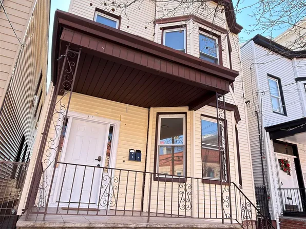 217 62nd St Floor 2, West New York, NJ 07093