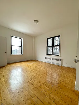 Rented by Compass | media 26