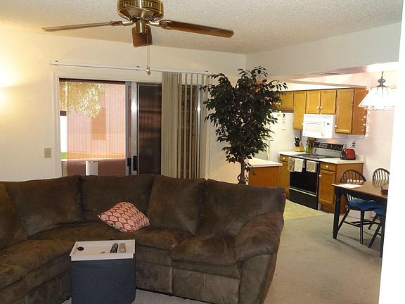 5th image of 10610 S 48th St Unit 1062
