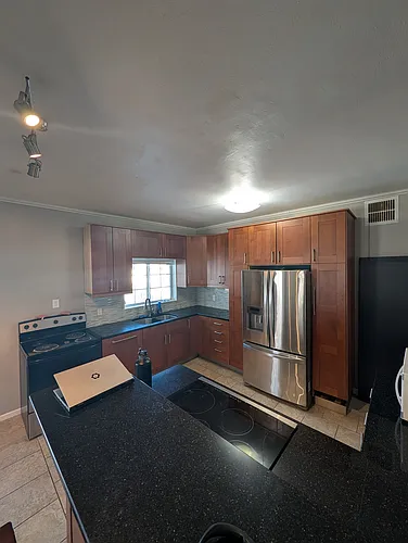 408 W Messenger St #3 Photo 1 408 W Messenger St #3 Photo 1