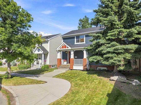 2nd image of 87 W Couture Cres SW