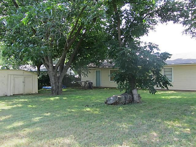 2nd image of 115 Falls Dr