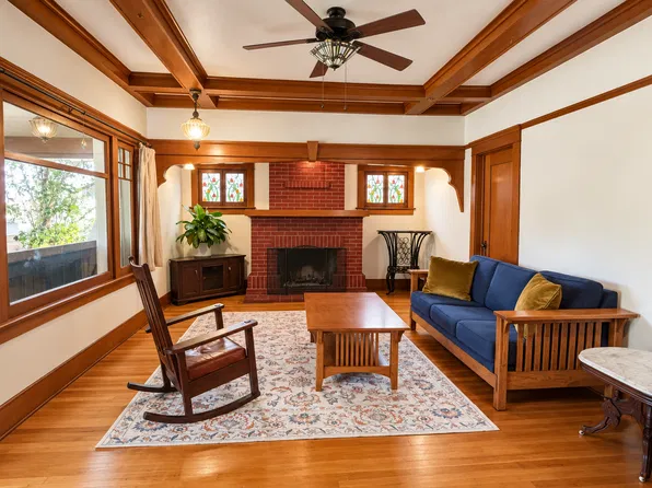 821 N Marguerita Ave, Alhambra, CA 91801