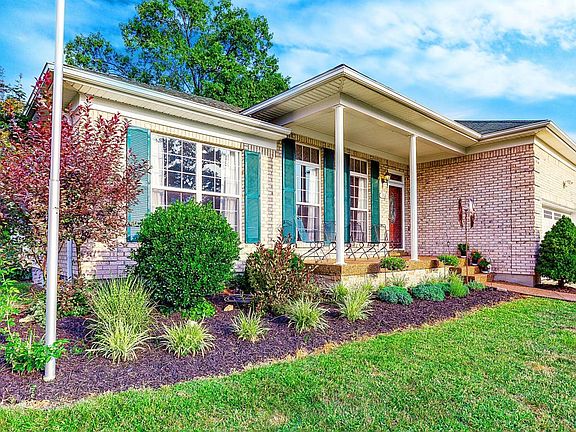 2nd image of 263 River Oaks Dr