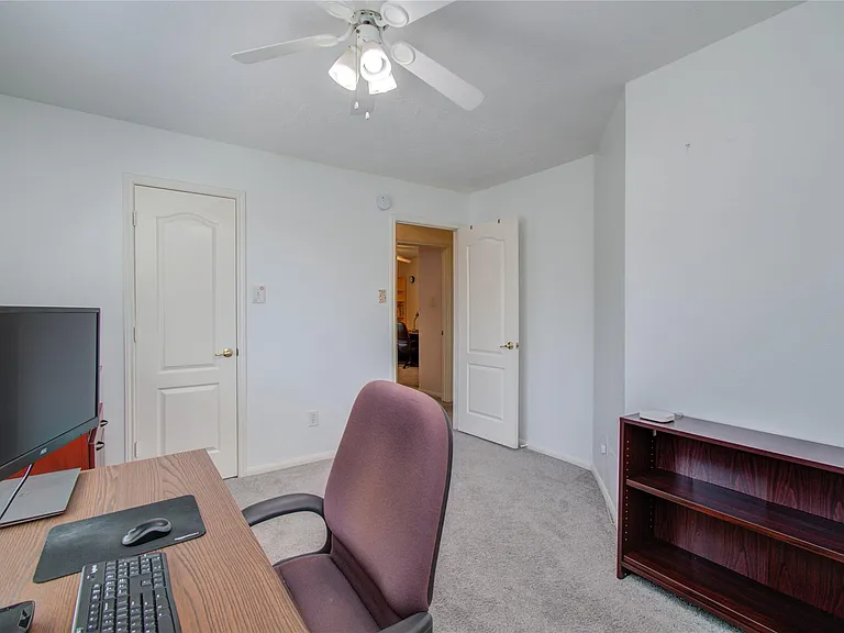 20211 Black Canyon Dr — Photo 31
