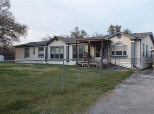 554 Luke Rd, Springtown, TX 76082