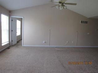 2829 Smokehouse Way, Belleville, IL 62221