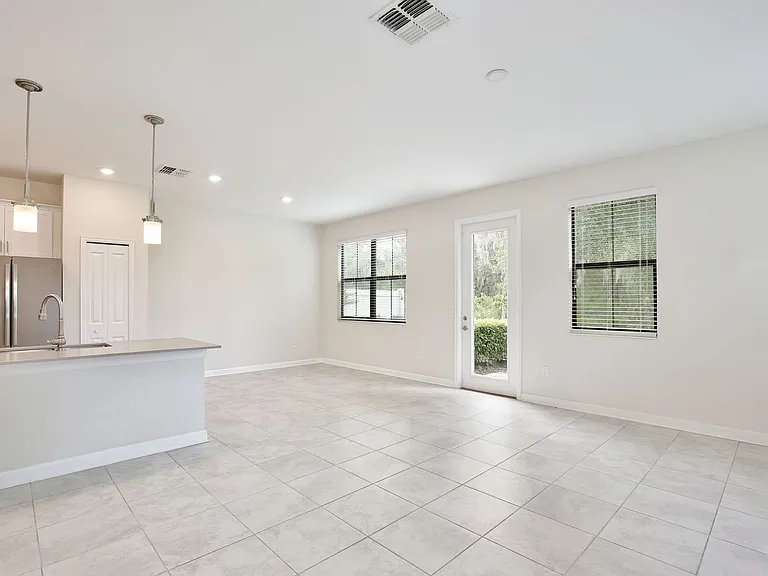 11061 Whistling Pine Way — Photo 6