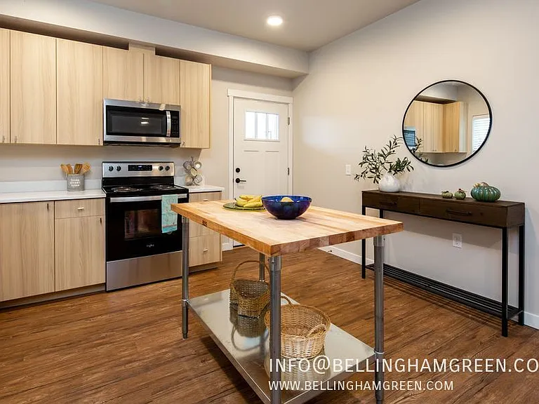 4115 Prince Ct #201 — Photo 10