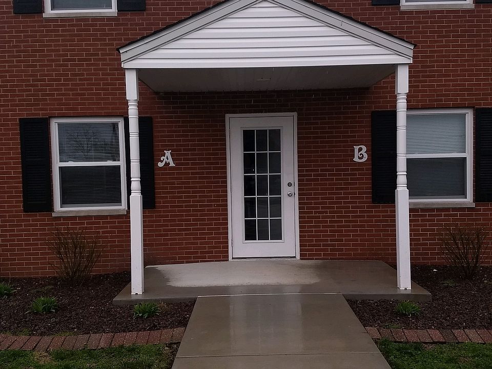 Entrance to the building