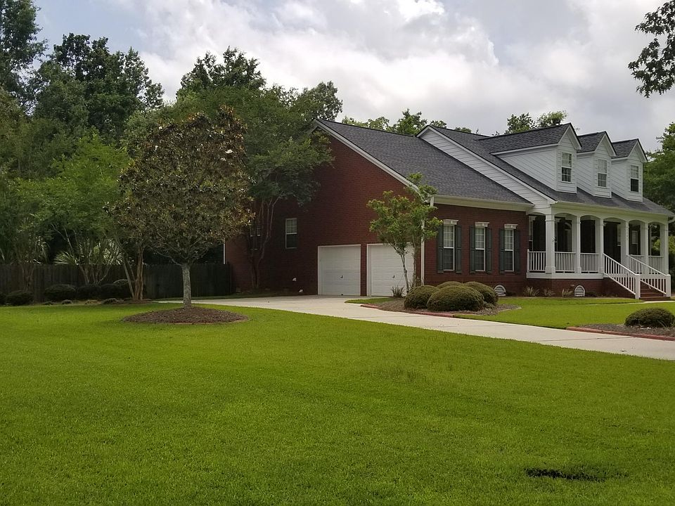 2nd image of 3397 Shagbark Cir
