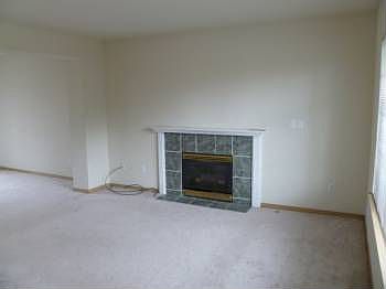 3rd image of 1123 127th St E