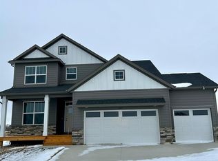 1907 N Valley View Rd, Sioux Falls, SD 57106