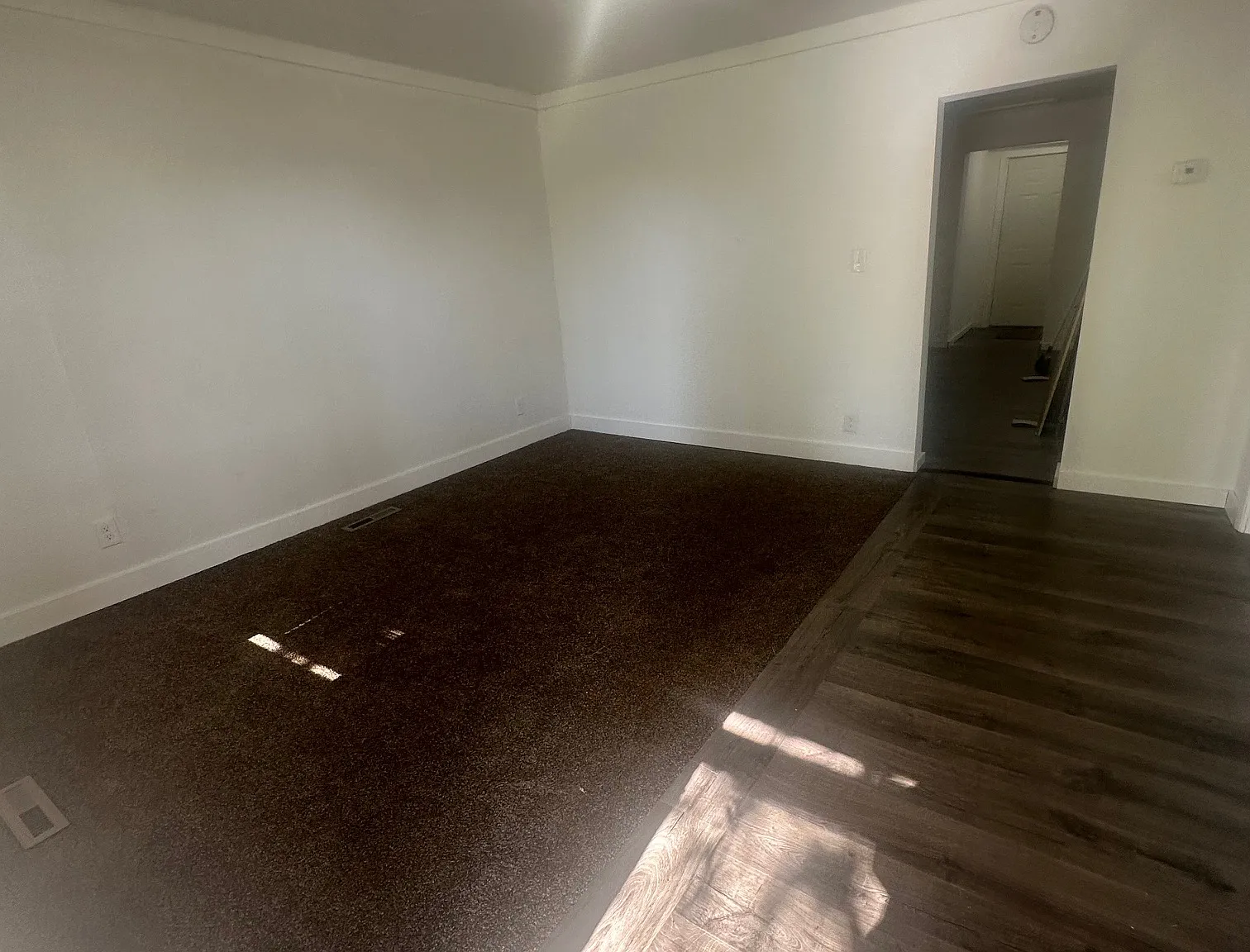 2 bed, 1086 sqft, $990 — Photo 3