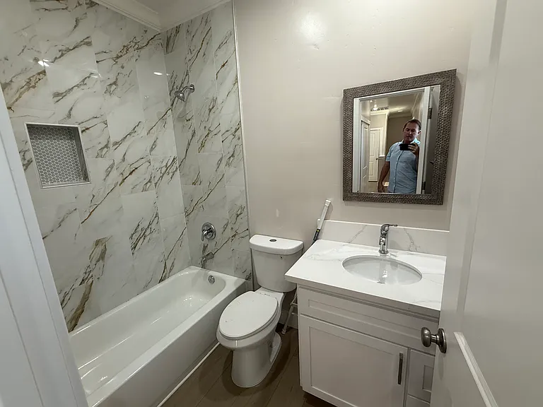 bathroom 2 upstairs