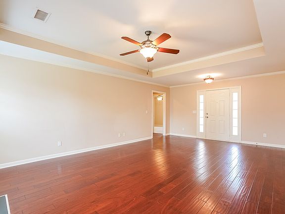4th image of 314 Andy Johns Dr