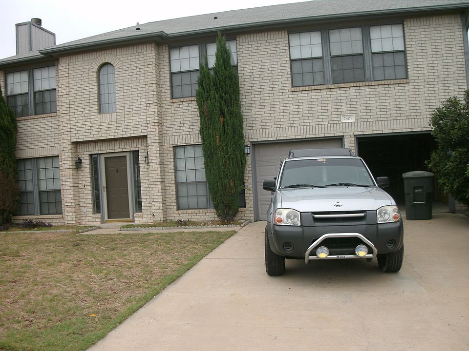 1st image of 2807 Cactus Dr