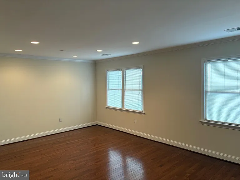 7805 Coddle Harbor Ln #10 — Photo 10