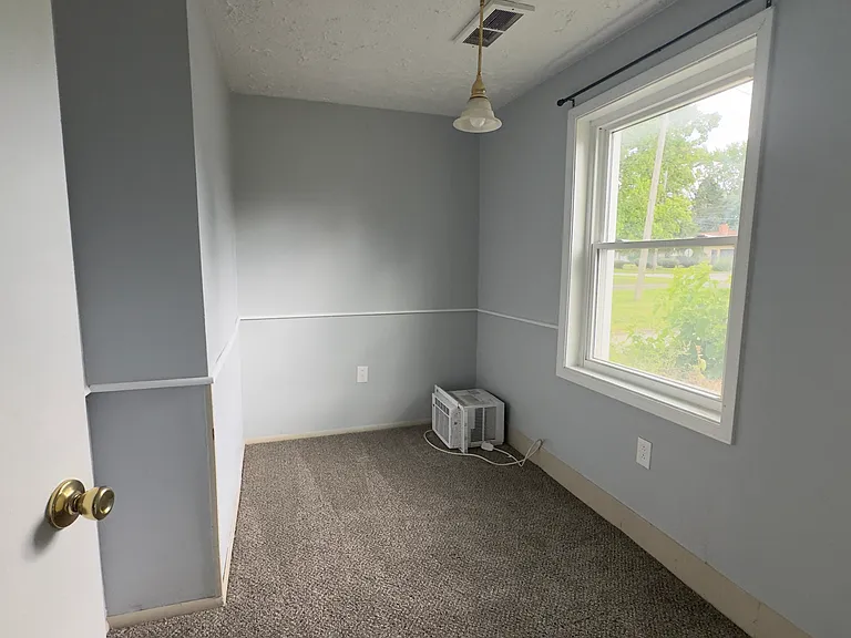 1320 W Montrose St #3 — Photo 7