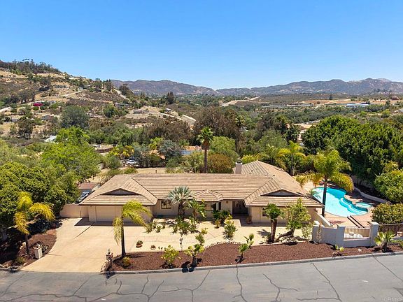 3rd image of 13848 Honnell Way