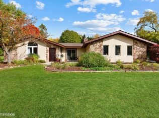 4008 Wilderness Rdg, Crystal Lake, IL 60012