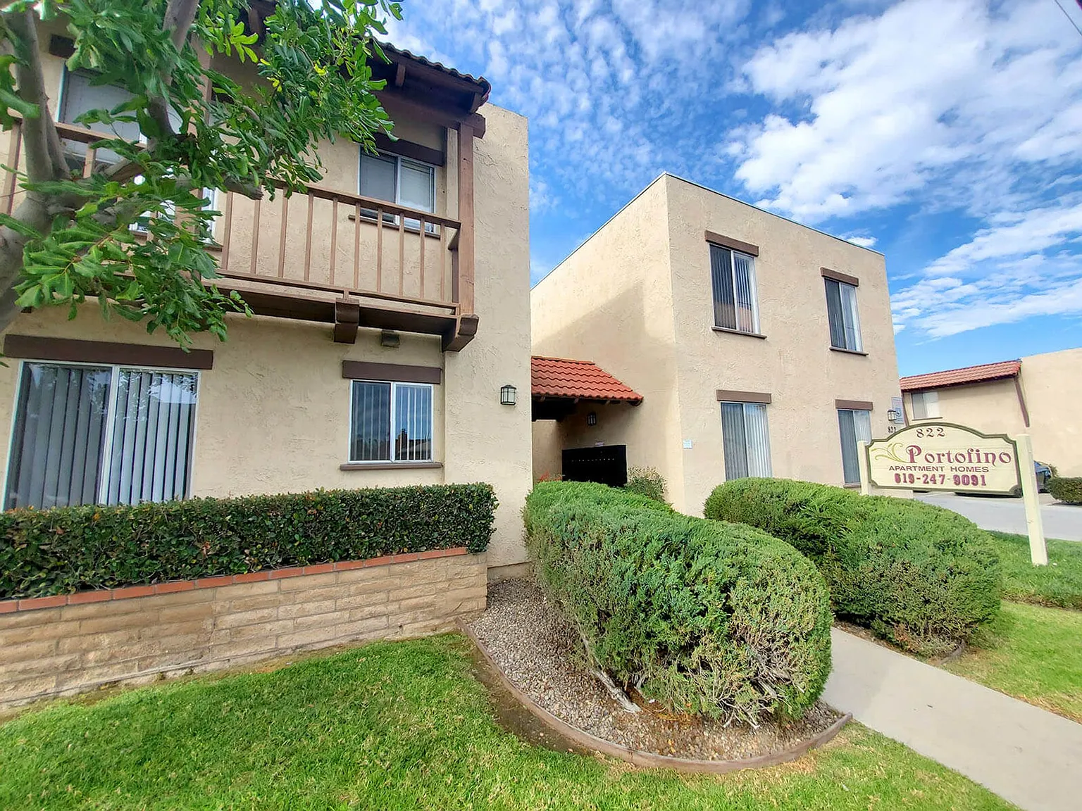 Portofino Apartments — Photo 3