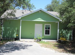 803 Hardee St, Rockport, TX 78382