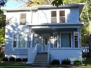 10414 S Prospect Ave photo 1