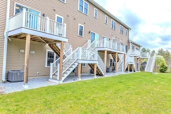 7 Gorham St #60 — Photo 28