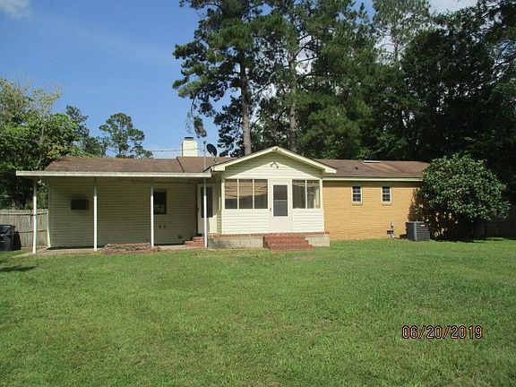 4th image of 2818 Alexandria St