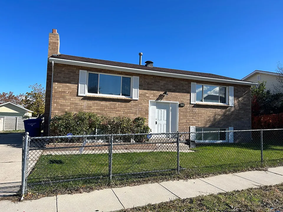 3801 S Franklin Rd