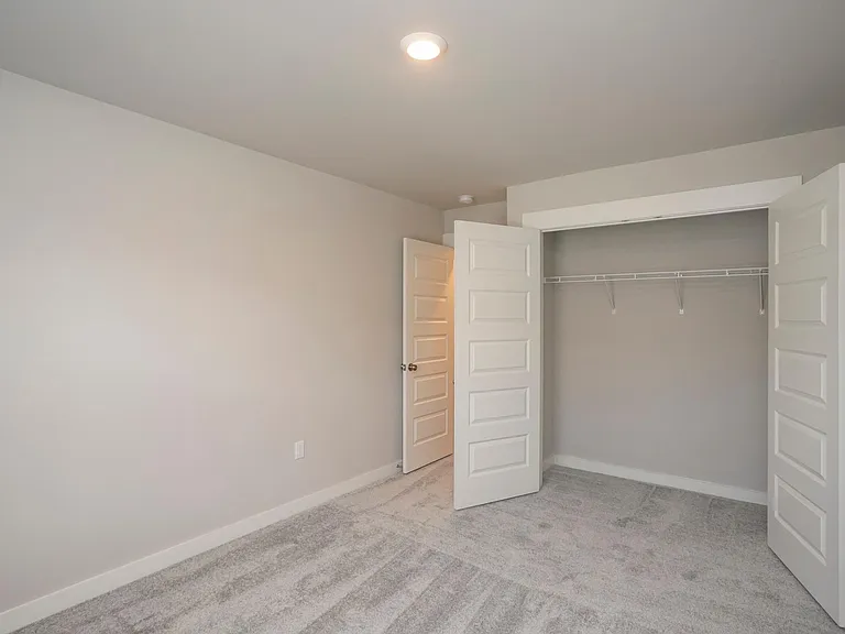 4524 Ropha Ct — Photo 35