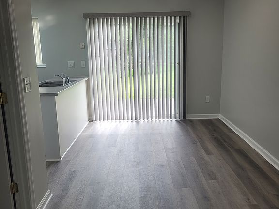 Looking to back of townhouse