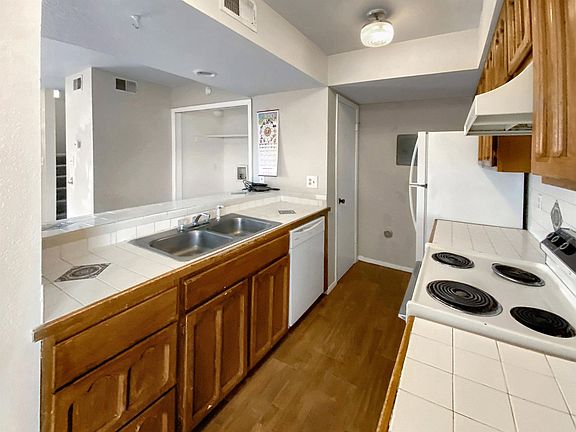 4th image of 4024-4030 N Calle Grande #4028