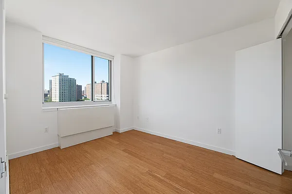 Rented by REAL New York | media 34