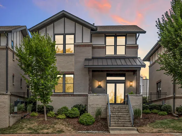 952 Russell St, Nashville, TN 37206