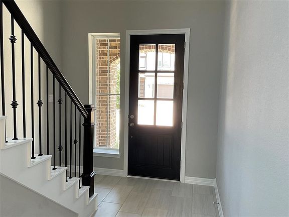 4th image of 6647 Jasper Valley Cir