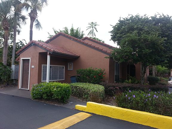3rd image of 610 Grenadine Ct #610
