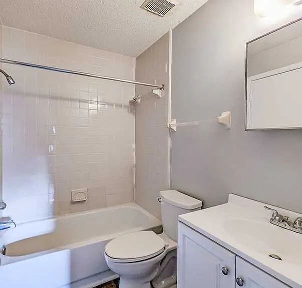 3202 Bloomingdale Villas Ct #3202 — Photo 17