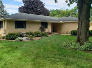 4147 Westhill Dr, Howell, MI