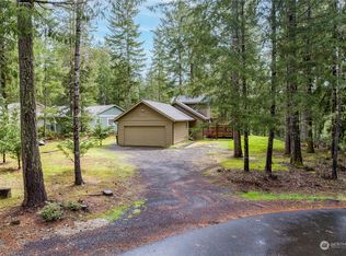 11 E Susan Pl, Union, WA 98592