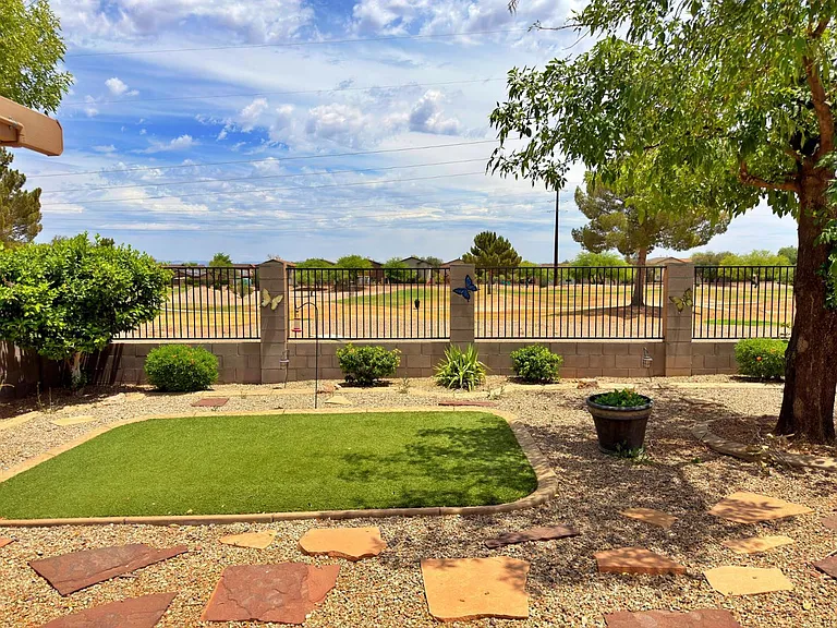 30479 N Bareback Trl — Photo 31