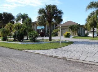 844 Haskell St E, Lehigh Acres, FL 33974