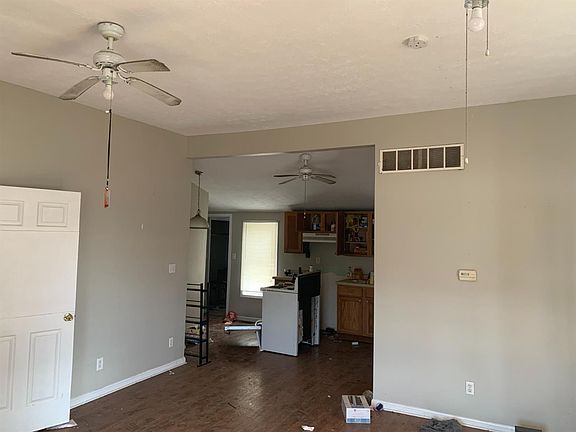 3rd image of 124 N Elm St Lot 172