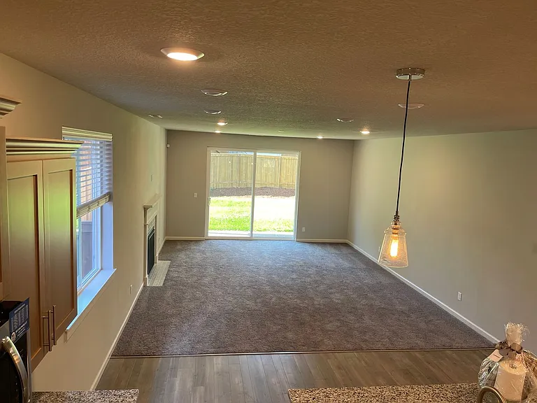 2091 Legacy Heights Dr SE — Photo 9