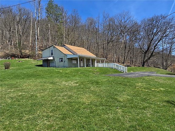 4th image of 498 Lardintown Rd