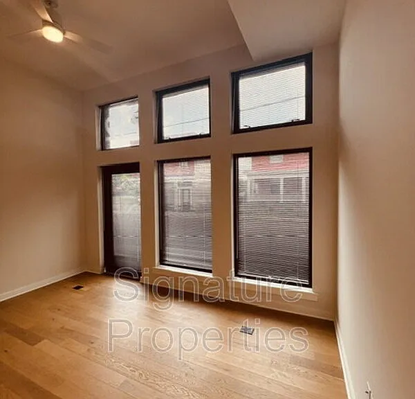 712 High St #1 — Photo 4