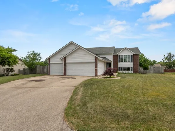 6072 Nimtz Ct, Loves Park, IL 61111